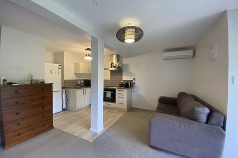 Photo of property in 8 Cosgrove Rise, Riverstone Terraces, Upper Hutt, 5018