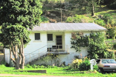 Photo of property in 195 Sievers Grove, Cannons Creek, Porirua, 5024