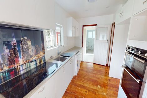 Photo of property in 15 Sheffield Street, Awapuni, Palmerston North, 4412