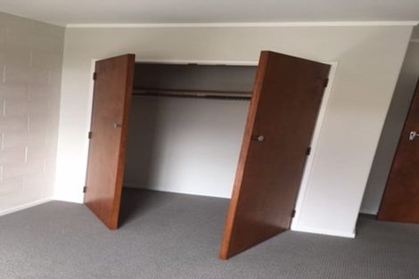 Photo of property in 24b Fitzpatrick Street, Newlands, Wellington, 6037