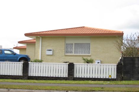 Photo of property in 9 Towai Street, Inglewood, 4330