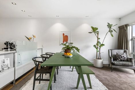 Photo of property in 7/258 Hurstmere Road, Takapuna, Auckland, 0622