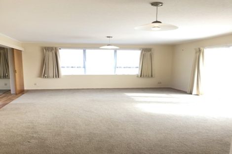 Photo of property in 2/3 Howe Street, Howick, Auckland, 2014