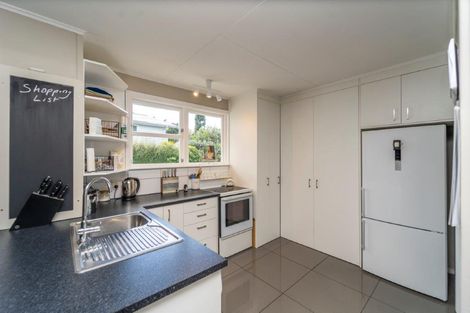 Photo of property in 8 Puriri Crescent, Lansdowne, Masterton, 5810