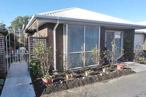 Photo of property in 2/8 Peverel Street, Riccarton, Christchurch, 8011