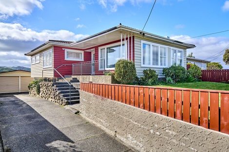 Photo of property in 10 Walker Avenue, Paremata, Porirua, 5026