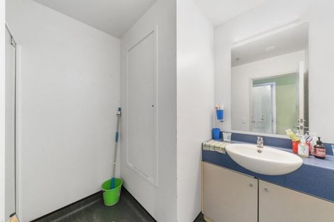 Photo of property in Hanson House, 12/27 Hanson Street, Mount Cook, Wellington, 6021