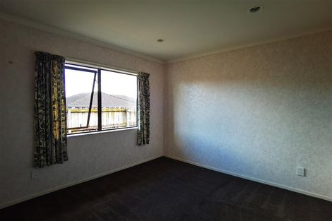 Photo of property in 42 Carisbrook Crescent, Papakura, 2110