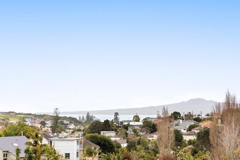 Photo of property in 16 Godden Crescent, Orakei, Auckland, 1071