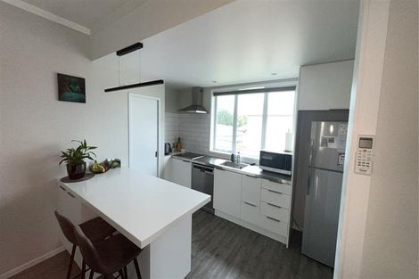 Photo of property in 197 Seaview Road, Westown, New Plymouth, 4310