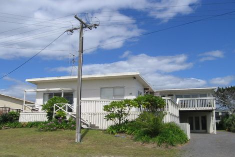 Photo of property in 58 Broadway Road, Waihi Beach, 3611