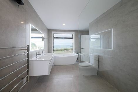 Photo of property in 49 Highgrove, Saint Clair, Dunedin, 9012