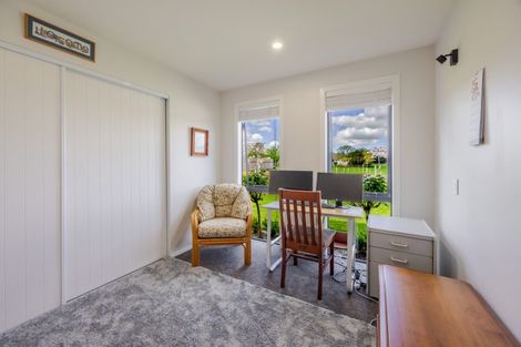 Photo of property in 8 White Road, Otane, 4202