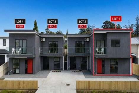 Photo of property in 1/13 Sarona Avenue, Glen Eden, Auckland, 0602