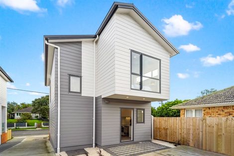 Photo of property in 13a Serjeant Street, Henderson, Auckland, 0612