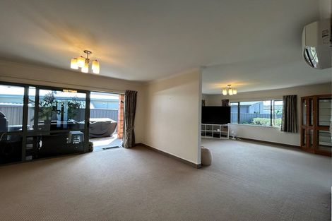 Photo of property in 10 Lewis Way, Poraiti, Napier, 4112