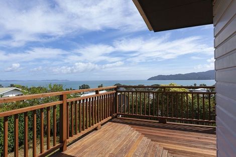 Photo of property in 11 Torsby Road, Coopers Beach, 0420