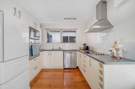 Photo of property in 3/18 Nelson Street, Papakura, 2110