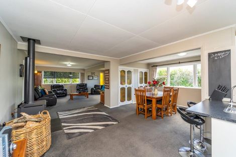 Photo of property in 8 Puriri Crescent, Lansdowne, Masterton, 5810