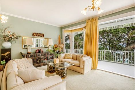 Photo of property in 36 Queen Street, Northcote Point, Auckland, 0627