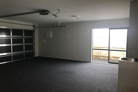 Photo of property in 8 Gelderland Way, Karaka, Papakura, 2113