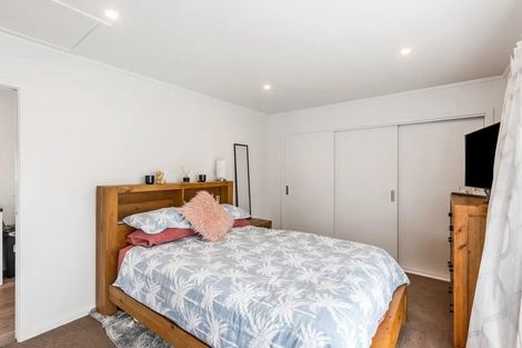 Photo of property in 27a Hinemoa Street, Levin, 5510