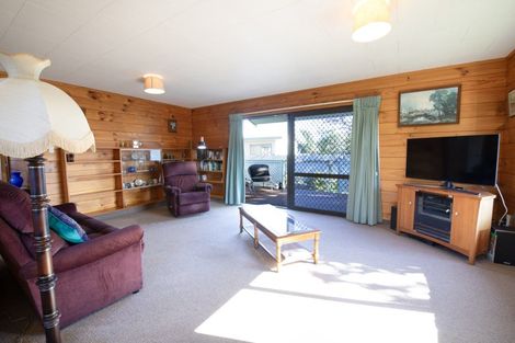Photo of property in 5 Ted Harpur Place, Onekawa, Napier, 4110
