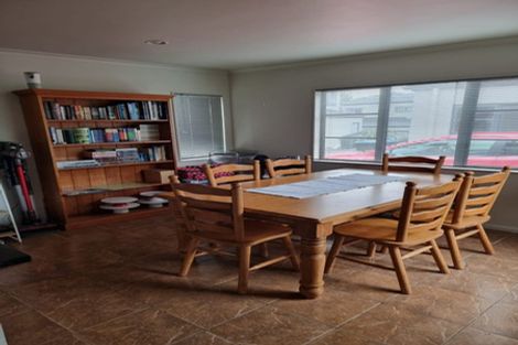 Photo of property in 2/143 Ash Street, Avondale, Auckland, 1026