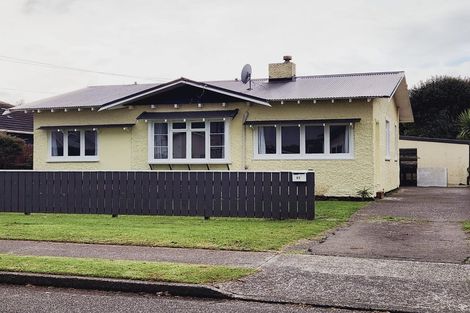 Photo of property in 82 Matai Street, Castlecliff, Whanganui, 4501