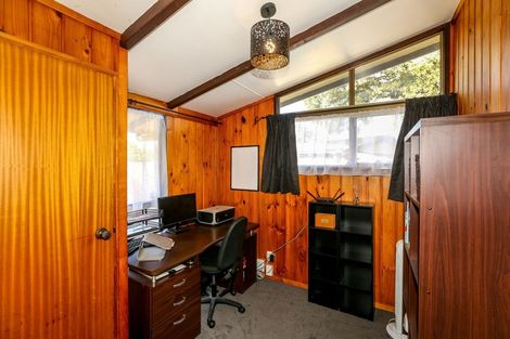 Photo of property in 17 Oleander Place, Bell Block, New Plymouth, 4312