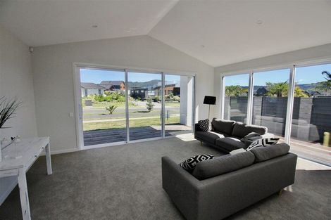 Photo of property in 15 Awatea Drive, Whitianga, 3510