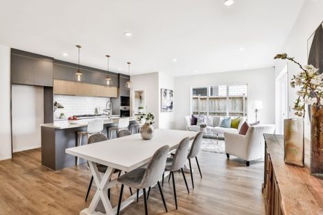 Photo of property in 69 Nobilo Road, Kumeu, 0810