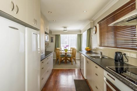 Photo of property in 12 Carter Place, Manurewa, Auckland, 2102