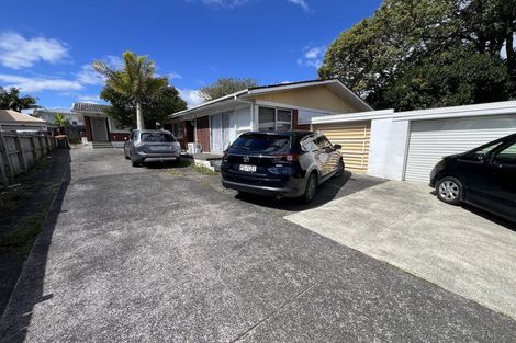 Photo of property in 2/54 Great South Road, Manurewa, Auckland, 2102