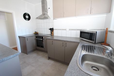 Photo of property in 80 Seddon Street, Pukekohe, 2120