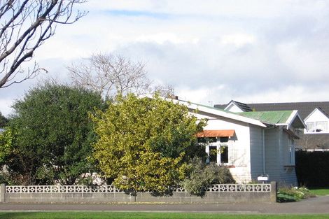 Photo of property in 736 Main Street, Palmerston North, 4414