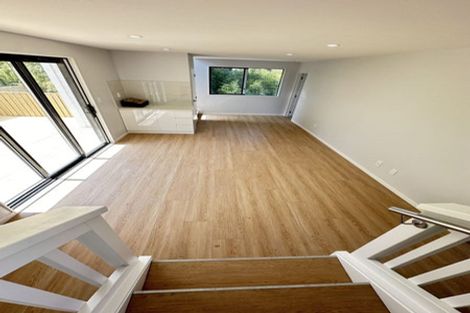 Photo of property in 27a Kelwyn Road, Kelston, Auckland, 0602