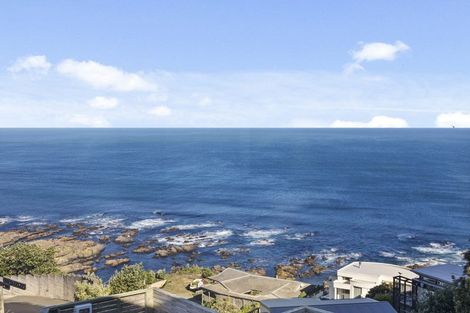 Photo of property in 17/52 High Street, Island Bay, Wellington, 6023