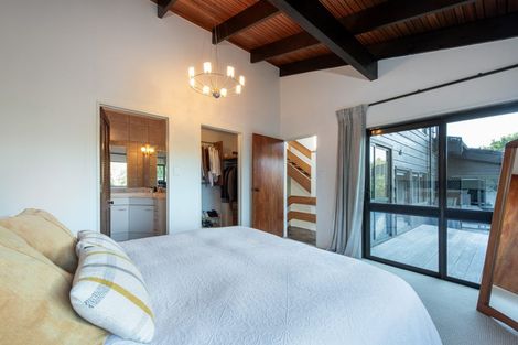 Photo of property in 102 Kowhai Road, Campbells Bay, Auckland, 0630