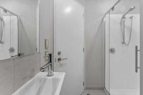 Photo of property in 114h Nursery Road, Phillipstown, Christchurch, 8011