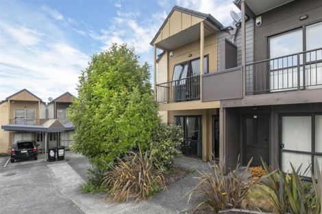 Photo of property in 22/94 Glengarry Road, Glen Eden, Auckland, 0602