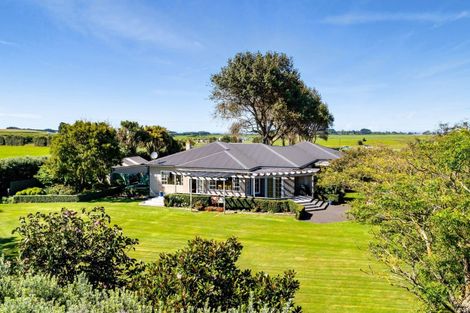 Photo of property in 1048 Normanby Road, Manaia, Hawera, 4678