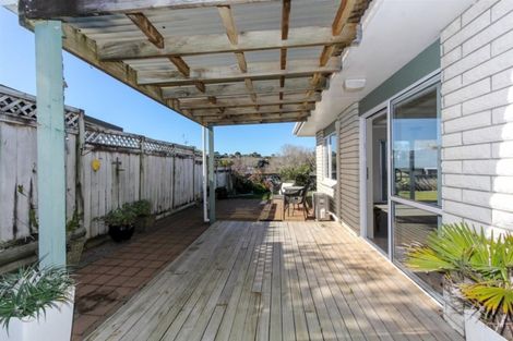 Photo of property in 6 Fantome Place, Whalers Gate, New Plymouth, 4310