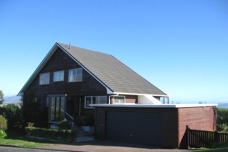 Photo of property in 11 The Track, Plimmerton, Porirua, 5026