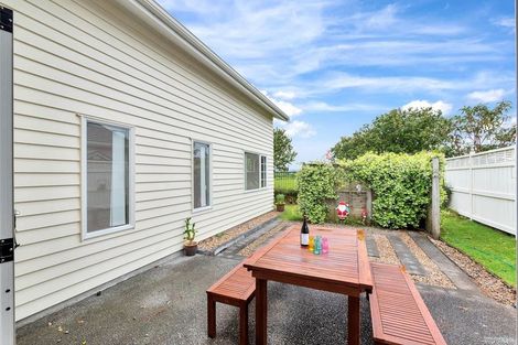 Photo of property in 10 Mulvaney Crescent, Henderson, Auckland, 0612