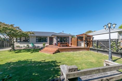 Photo of property in 38 Main North Road, Woodend, 7610