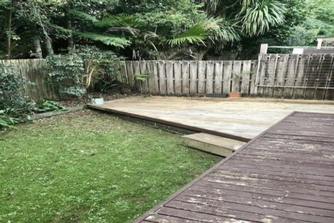 Photo of property in 2/17 Paris Place, Birkenhead, Auckland, 0626