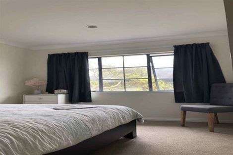 Photo of property in 23 Manor Park, Sunnyhills, Auckland, 2010