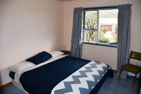 Photo of property in 2 Horncastle Crescent, Little Wanganui, Karamea, 7893