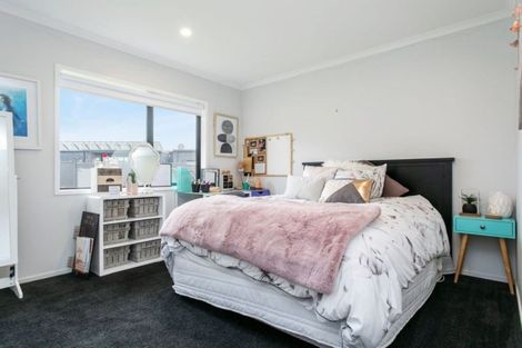 Photo of property in 125 Saint Kilda Road, Cambridge, 3434